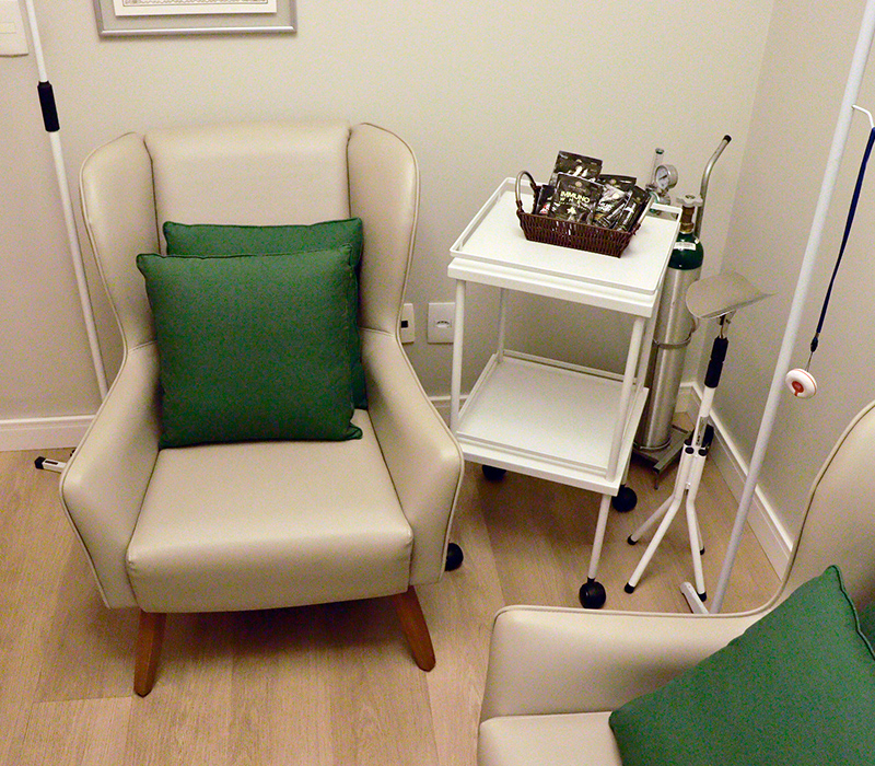 Interior da Clínica B. Health