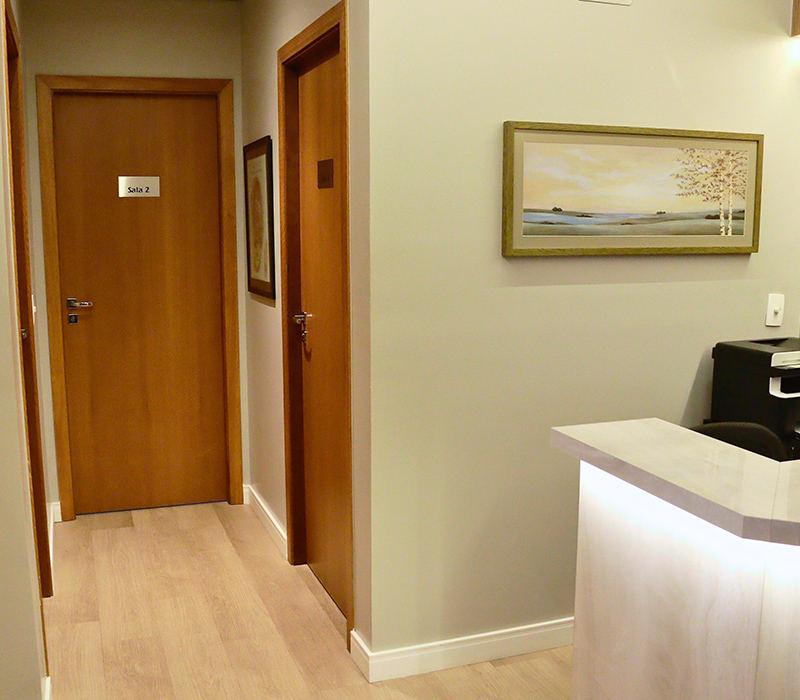 Interior da Clínica B. Health